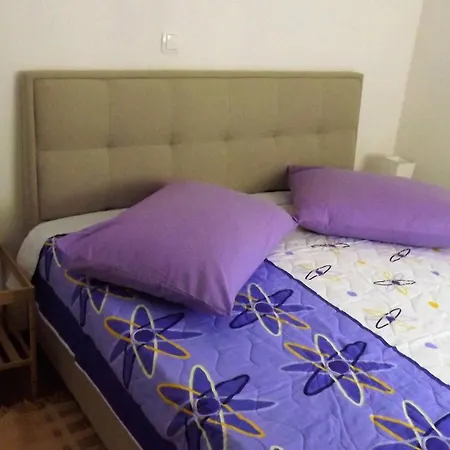 Apartament 4